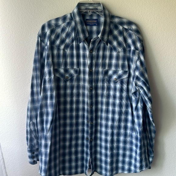 Pendleton shirt plaid long sleeve size XL Blue snap closures - Picture 1 of 8